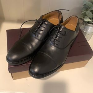 ✨FREE SHIPPING✨ Johnston & Murphy Dress Shoes